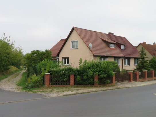 gepflegtes Wohnhaus in ruhiger Stadtrandlage