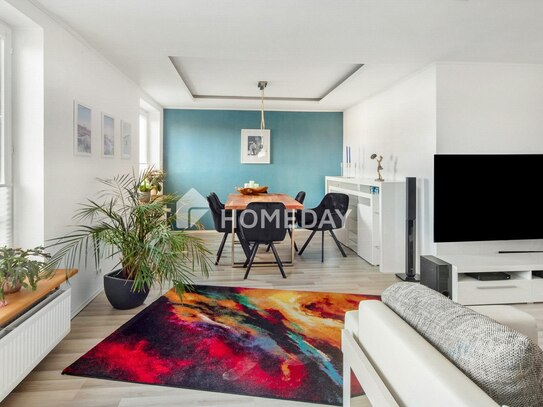 Attraktive 4-Zimmer Maisonette-Wohnung mit Balkon und Einbauküche in Norderstedt