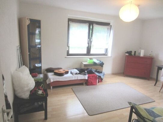 EGR2 Zimmer in 3 er WG Zimmer EG Wohnung in Ravensburg, 5 Minuten zur Innenstadt