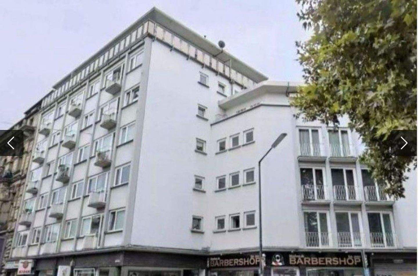*Barbarossaplatz* Bezugsfreie 5-Zi-Whg., 118m², 2.OG, Lift, 2 Bäder, Stellpl., provisionsfrei