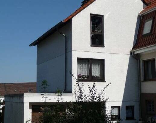 **3 Zimmer-Wohnung auf zwei Ebenen mit Terrasse und Garten in Arnsberg-Neheim**