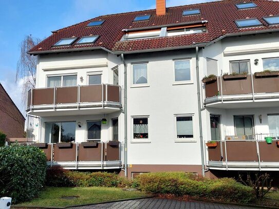 Schöne, gepflegte Maisonette Wohnung mit Blick ins Grüne, Keller, Garage, Loggia