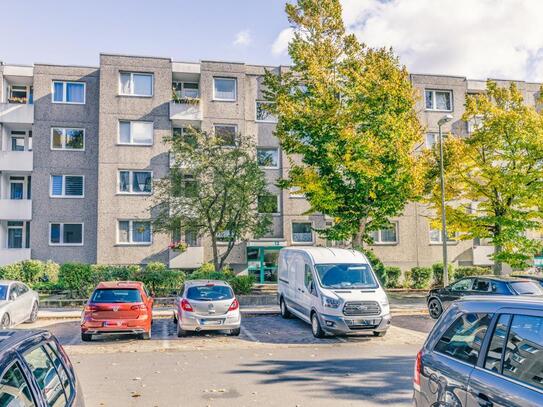 3-Zimmer-Wohnung in Braunschweig-Weststadt mit Balkon, Laminatboden und neuem Bad