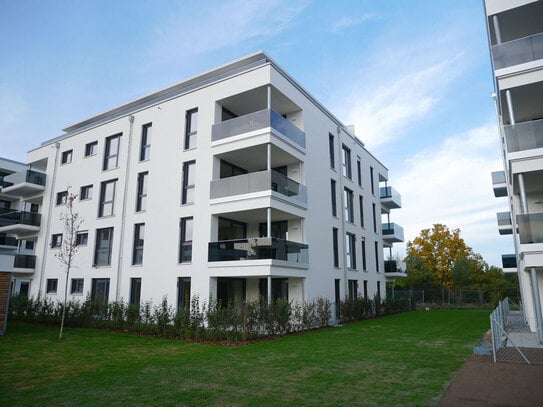 Ruhige 2-Zimmer-Wohnung mit gehobener Innenausstattung mit Blick auf den Erba-Park