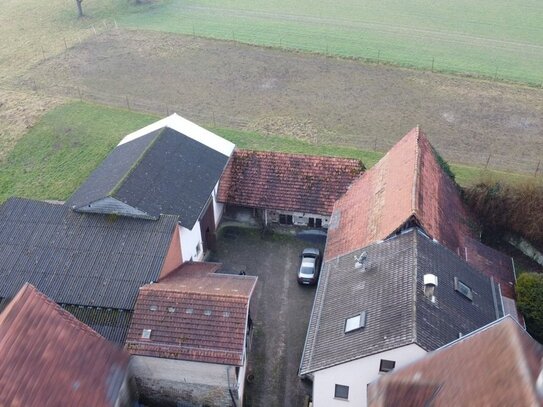 Landwirtschaftliches Anwesen mit rund 4000 m² Grundstück