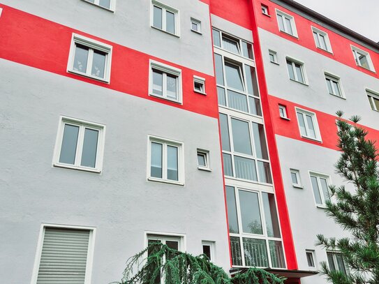 Stilvoll modernisierte 2 Zimmer Loggia-Wohnung nähe Universität und Uniklinikum