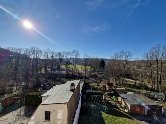 hübsche und gemütliche Altbauwohnung mit eigenem Garten