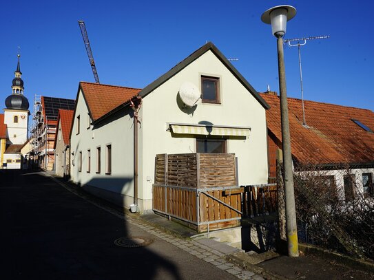 Stadtnähe im Dorfidyll: Einfamilienhaus ohne Garten als perfekte Alternative zur Eigentumswohnung!