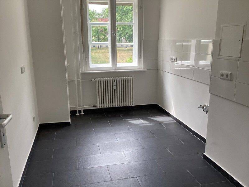 Sanierte 2 Zimmer Wohnung mit Balkon in Berlin-Niederschönhausen ab sofort ! - Foto 1