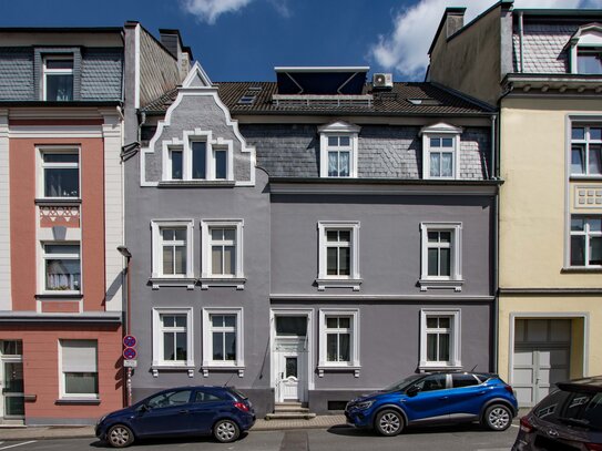 Stilvolle Altbauwohnung mit großer Dachterrasse und Doppelgarage im Herzen von Gevelsberg!