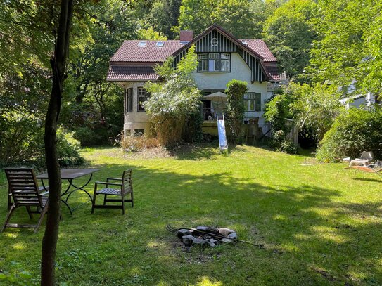 Romantisches Einfamilienhaus in ruhiger Lage