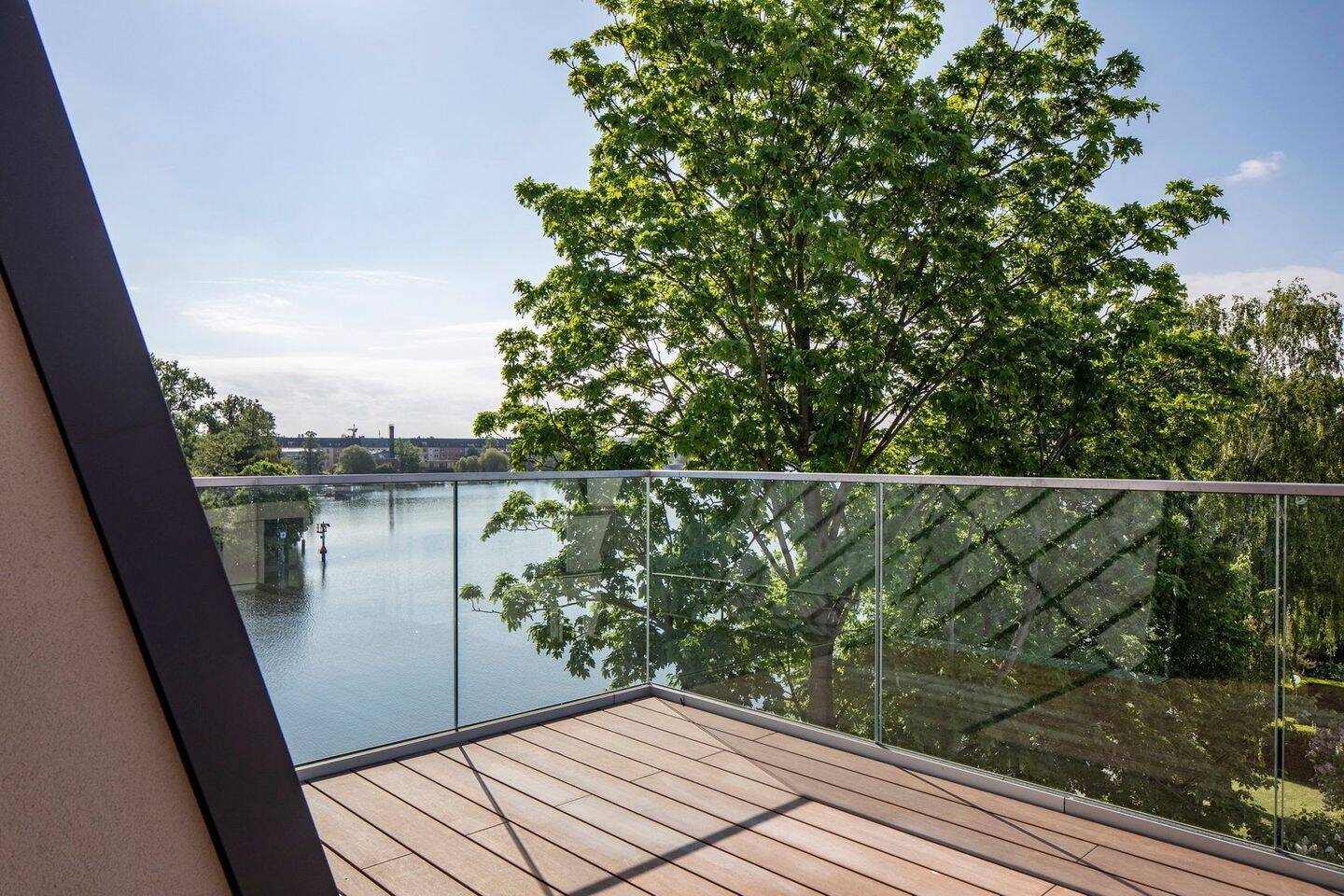 DAHME & KÖNIG - 3,5 Zimmer mit Wasserblick und 2 Loggien - Photo 1