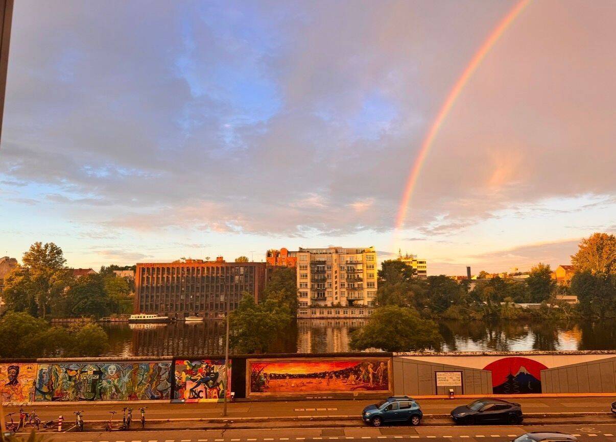 2-Zimmer Traumwohnung mit Spreeblick direkt an der Eastside Mall - Foto 1