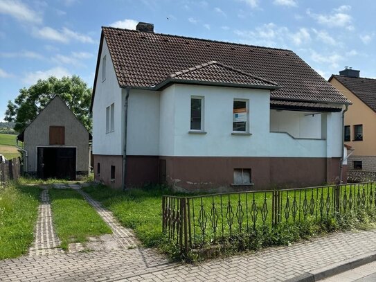 Einfamilienhaus auf dem Land mit großem Garten und viel Potenzial!