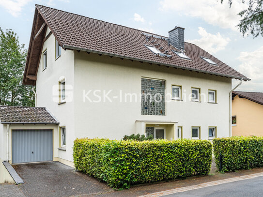 Solide Kapitalanlage! Gepflegtes 3-Familien-Haus in Siegburg Kaldauen!