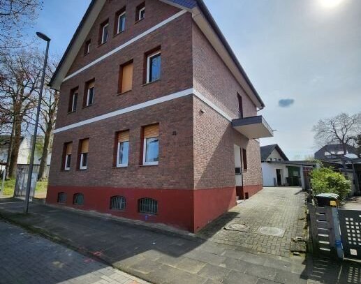 Frisch renovierte 2 Zimmer Wohnung mit großer Dachterasse in Bünde zu vermieten