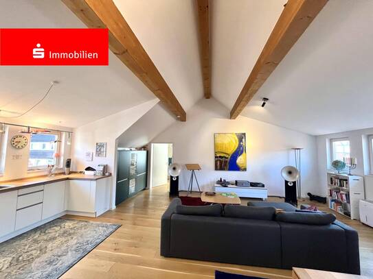 Moderne Dachgeschosswohnung mit Personenaufzug *ideale Wohnung für Senioren*