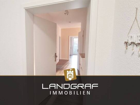 Mit dem Fahrstuhl zur neuwertigen Obergeschosswohnung mit großen Balkon!