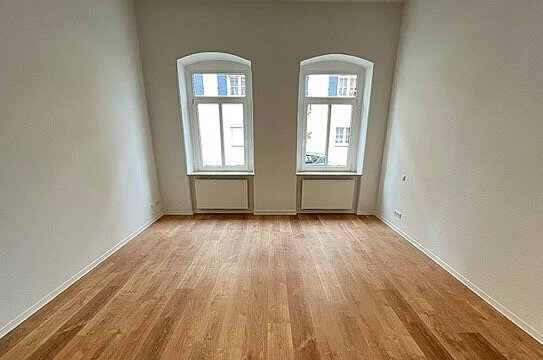 Großzügig geschnittene 3-Zimmer mit Balkon!