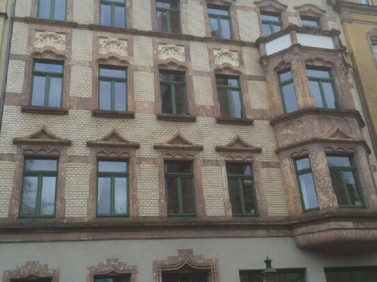 Gleich einziehen: Herrliche DG-Galeriewohnung mit Balkon und Blick über Chemnitz