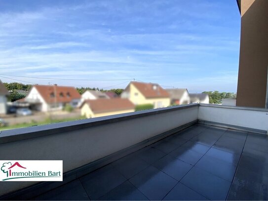 ORSCHOLZ: EXCLUSIVE WOHNUNG MIT GROßER GARAGE UND SÜD-WESTBALKON!