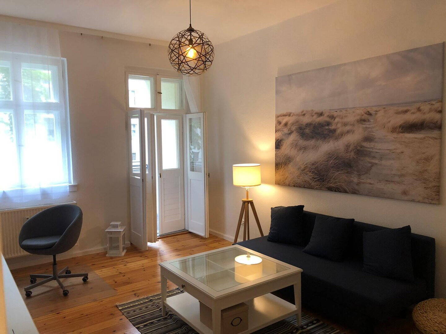 PBerg! Möblierte, gemütliche, ruhige 2-Zimmer Wohnung mit Balkon im Denkmalschutz Ensemble - Photo 1