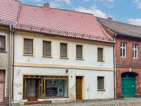 Familienidyll mit Möglichkeit für Kleingewerbe inkl. Schuppen mit Garten in Innenstadtlage