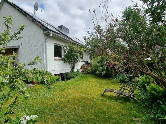 Niedrige Energiekosten in ruhiger, grüner Lage.....Photovoltaikanlage I Kamin innen/außen I Sauna