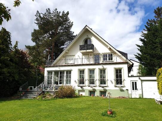 Mehrfamilienhaus mit 4 freien Eigentumswohnungen u. Praxis-/Gewerberäumen Nähe Stadtgrenze Berlin