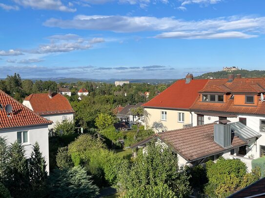 4,5 Zimmer Wohnung mit Einbauküche in ruhiger Wohnlage in Coburg