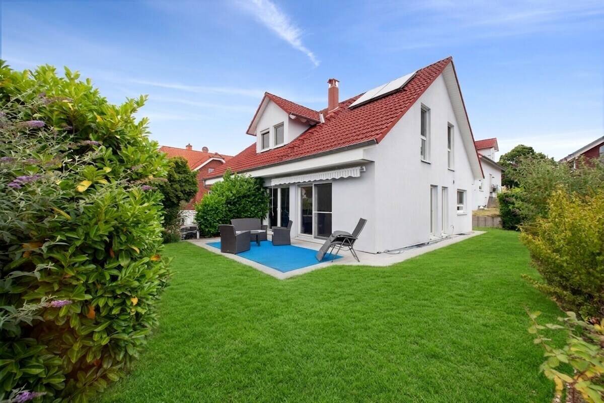 Real Estate Title Image Background
