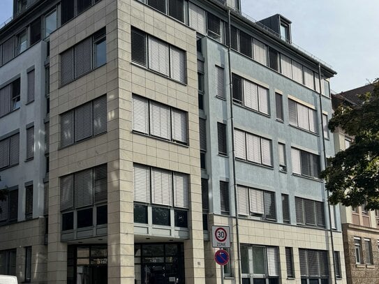 Moderne 2-Zimmer-Wohnung im Herzen von Fürth und mit Blick auf den Pegnitzgrund