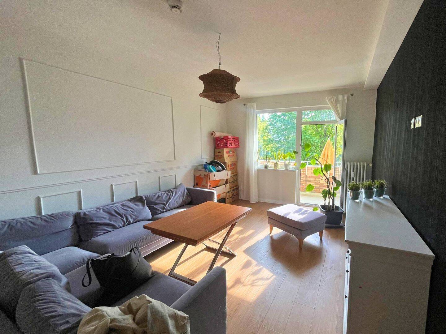 Modernisierte 2-Zimmer-Wohnung mit EBK, Wannenbad und geschmackvoller Möblierung in Berlin-Charlottenburg - Foto 1