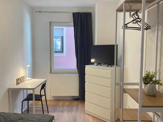 möbliertes WG-Zimmer mit Wlan, TV, Gästeküche, Bad/WC Teilung, Waschmaschine