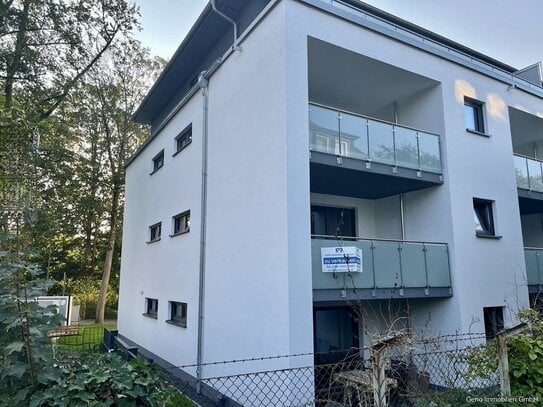 Stadtwald-Domizil: Neubauwohnung im 1. OG, Zeisigstr. 2