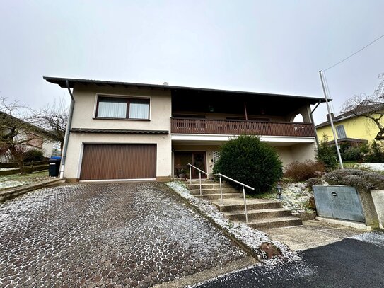 Charmantes Einfamilienhaus mit herrlichem Ausblick in Jesberg! Keine Käuferprovision!