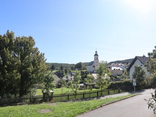 Hübsche 3- Raum-Wohnung in zentrumsnaher, ruhiger Lage !