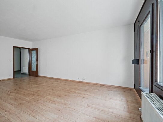 PROVISIONSFREI- 2- Zimmer Wohnung mit Balkon und TG-Stellplatz zentral gelegen - bezugsfrei -