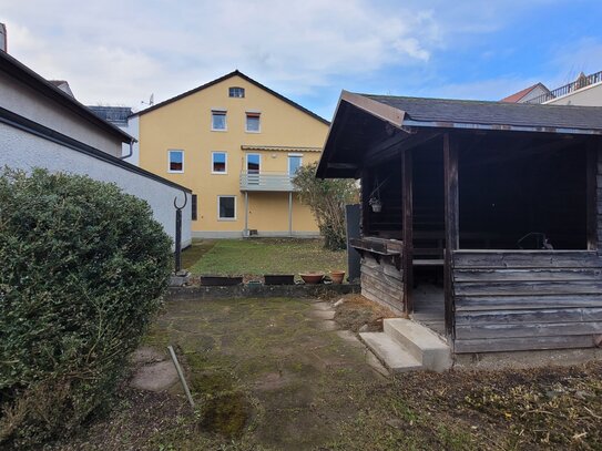 Altbaucharme mit großem Garten mitten in Erding - Erstbezug nach Sanierung