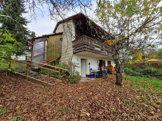 Ferienhaus im sonnigen Feriendorf Solla für Auszeiten