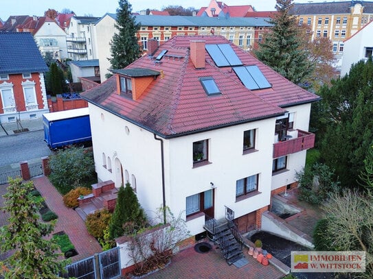 RESERVIERT -Haus mit Einliegerwohnung und großem Grundstück in Pritzwalk