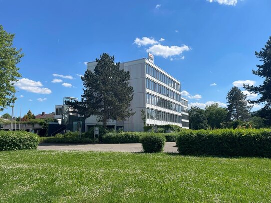 Großzügige Bürofläche in verkehrsgünstiger Lage