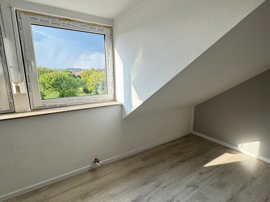 Sonnige 2,5 Zimmerwohnung ideal für Pendler!