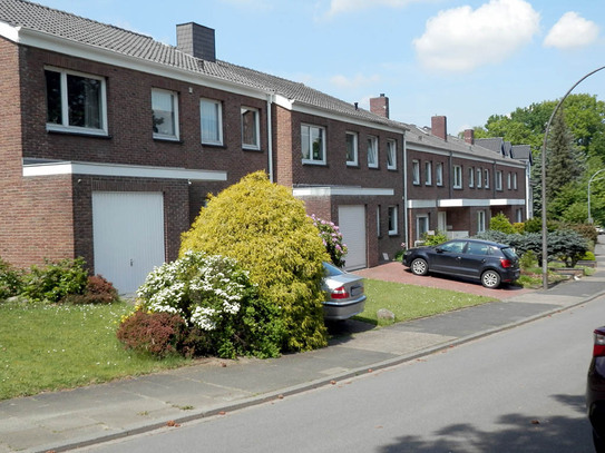 Gepflegtes 6-Zimmer-Reihenmittelhaus mit Garage in ruhiger Lage