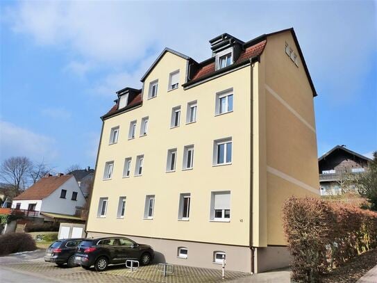 Solide Kapitalanlage * vermietete 2-Zimmer-Wohnung mit Balkon und Stellplatz in begehrter Lage von Eisenach