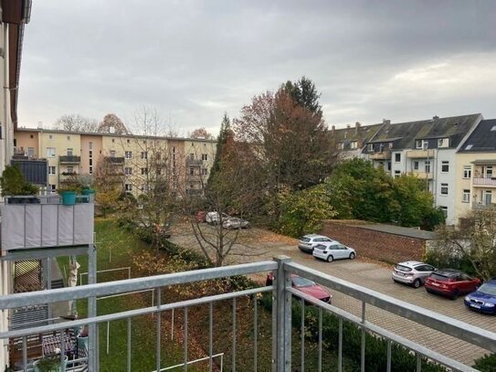 Schöne 1 Raumwohnung mit Balkon in Kappel