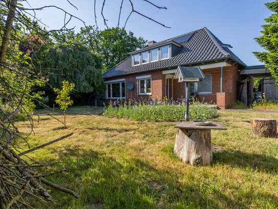 Einfamilienhaus mit Einliegerwohnung im Speckgürtel von Hamburg!