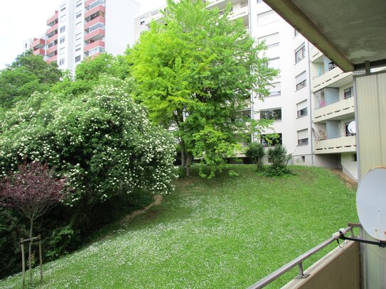 Vermietet, aber Bezug schnell möglich! Schöne 1-Zimmer-Wohnung mit Kfz-Stellplatz und Kellerabteil in TOP-Lage in Würzb…