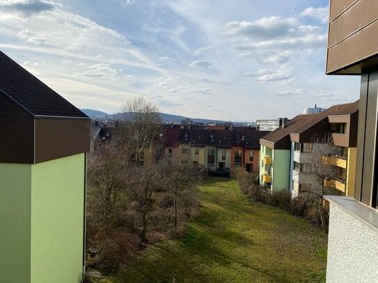 Bamberg-Ost, 3-Zimmer ETW mit Balkon, Parkettböden, TG, Aussicht