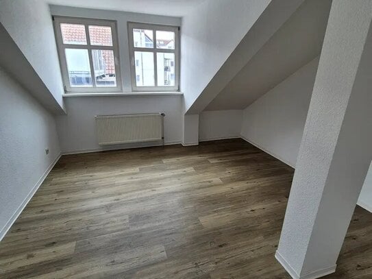 Schöne 4-Raum-Dachgeschosswohnung in der Eisenacher Innenstadt